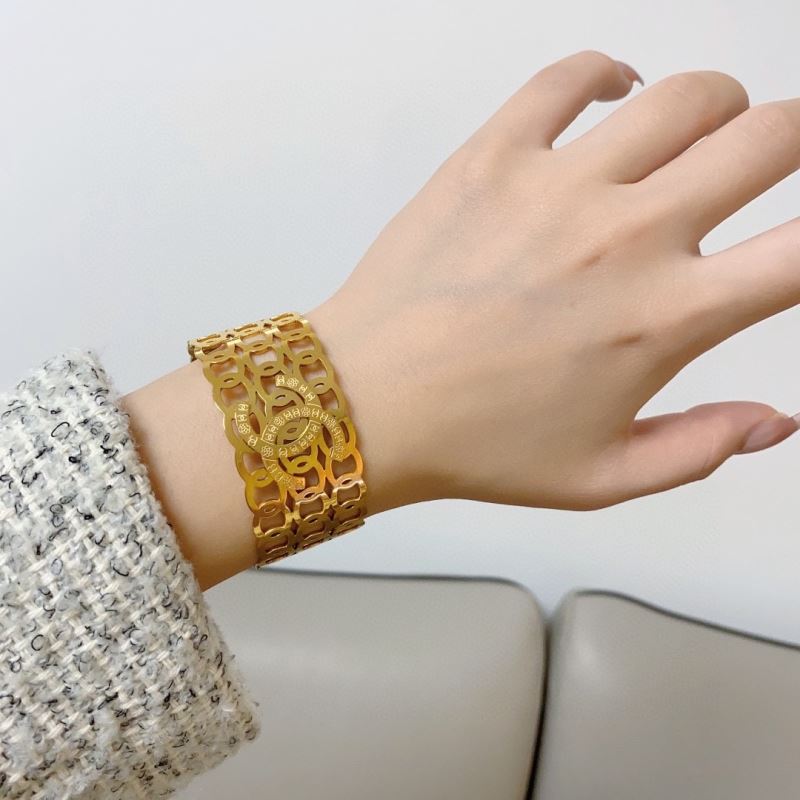 Ch**el bracelets